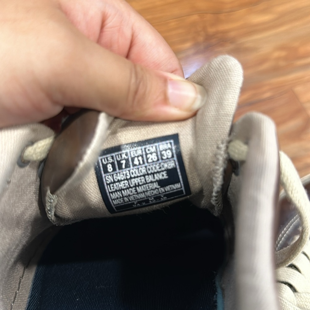 Barely Worn Sketchers Memory Foam Sneakers - image 5